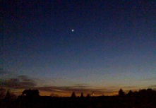 Als der Sonnengott die
Venus küsste, weinte die
Mondgöttin Als der Sonnengott die Venus
küsste, weinte die Mondgöttin