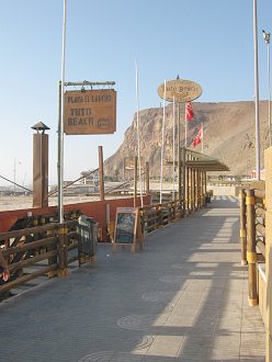 Laucho-Strand, Restaurant "Alles
                        Strand" ("Tuto Beach")