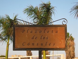 Der Konsulplatz, die Tafel, Nahaufnahme