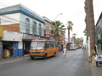 Calle 18 de septiembre, buses (02)