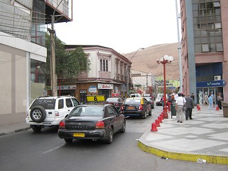 Cruce calle Pratt con pasaje 18 de Mayo