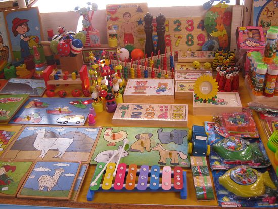 Glockenspiel und Puzzles aus Holz