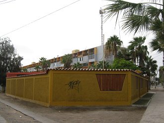 18.-September-Allee, ein Wohnblock