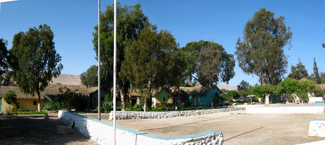 Kunsthandwerkerdorf von
                              Arica,Rundblick �ber den Zentralplatz,
                              Panoramafoto