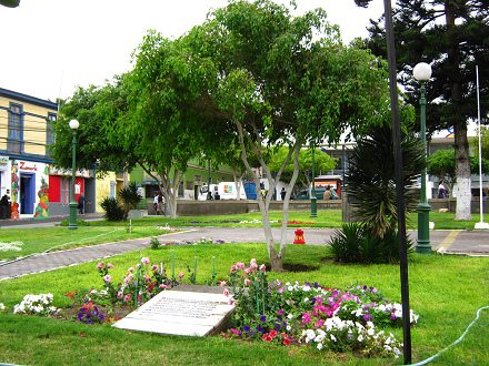 Arbeiterplatz, grosse Gedenktafel