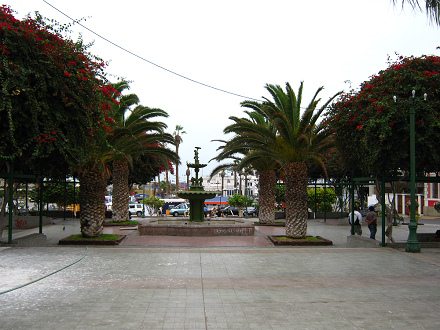 Kolumbusplatz, der Brunnen