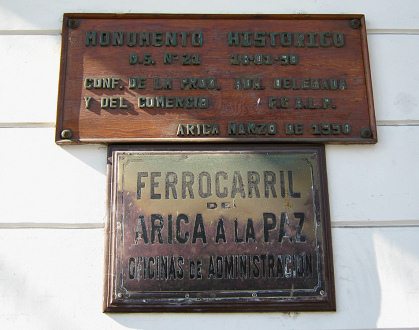 Zugplatz, die Bahnstation der
                                  Z�ge von Arica nach La Plaz, Tafeln