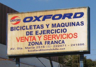 Santa-Maria-Allee, die
                                Leuchtreklame der Firma "Oxford
                                Fahrr�der"