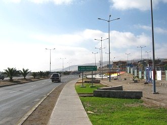 Kapit�n-Avalos-Allee, der Wegweiser zur
                          Morrillos-Allee