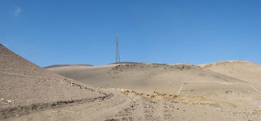 Feldweg in der W�ste oberhalb des
                            Kartoffelbergs auf dem Weg zum Grab der
                            schwedischen Gift-Erde, Panoramafoto