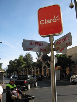 Strassenschilder Br�ckenpassage (paseo
                        Puente) und St. Paul-Strasse (calle San Pablo)