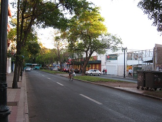 Avenida Cumming