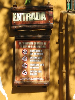 Station
Zoo, Hinweistafel Station Zoo, Hinweistafel