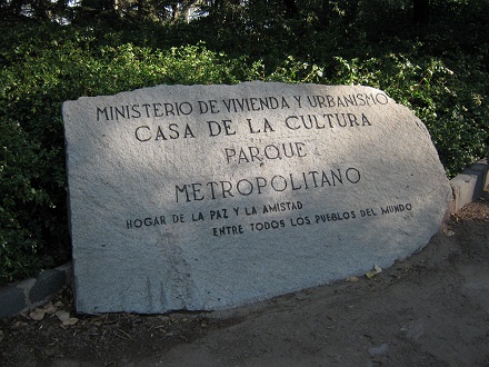 Piedra memorial de la paz