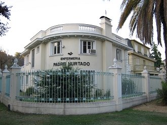 Avenida Valdivia, casa en una esquina,
                          una enfermer�a