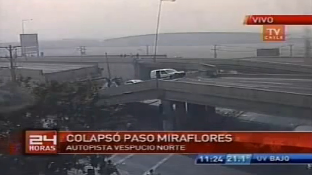 Region
                Santiago, eingebrochenes Br�ckenst�ck der
                Miraflores-Br�cke ("Paso Miraflores") der
                Autobahn "Vespucio Norte" [55]
