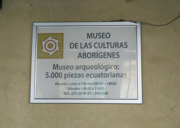 Das Ureinwohnermuseum (Arch�ologiemuseum) von
                  Cuenca in Ecuador, die �ffnungszeiten