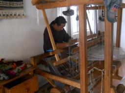 Jos� tejiendo 01