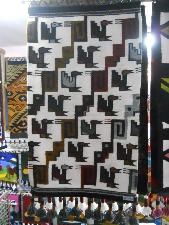 Wandteppich mit V�geln mit
                            Treppenmotiven