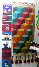 Wandteppich mit
                                    dreidimensionalem Treppendesign