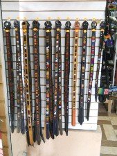 Cinturones bordados, primer plano