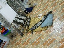 Un telar peque�o para trabajar en el piso