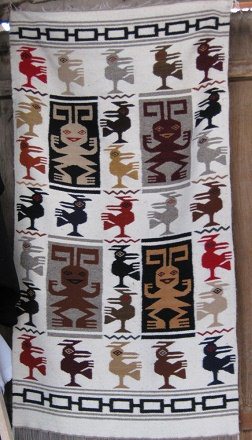Wandteppich mit Ausserirdischen
                                  und V�geln