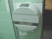 Hostal Berlin, da ist ein
                                    grosser WC-Papierbeh�lter