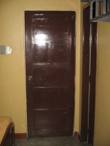 Hostal Berlin, la puerta