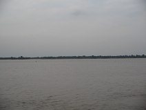 El panorama de Guayaquil al "malec�n
                        2000" al R�o Guayas (02)