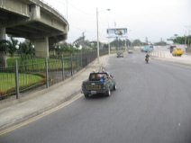 Salida al puente sobre el R�o Daule (02)