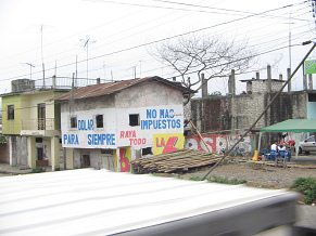 Naranjal, una casa con huecos sin
                          ventanas