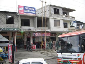 Naranjal, casas comerciales