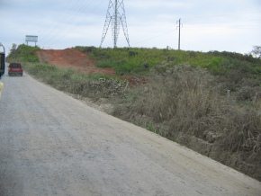 Machala-Huaquillas, la calle fronteriza
                          de la Panamericana no tiene pavimento m�s