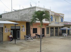 Huaquillas,
                          casas grandes