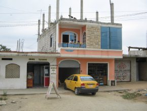 Huaquillas, casa incompleta