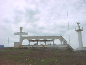 Hausberg Acuchimay, Plattform