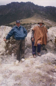 Ciriaco Sosa con un abuelo