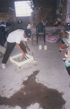 Ciriaco Sosa an Wollaufwickelmaschine