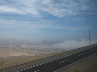 El viaje
                                    de Lima a Chimbote - pasando la
                                    Panamericana entre Anc�n y Chancay
                                    por arriba