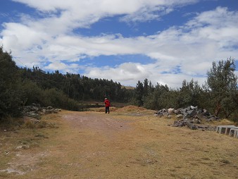 Kleiner Steinbruch von Sacsayhuam�n, kleiner
                Platz
