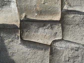 Cusco Sacsayhuam�n, Mauer mit geschnittenen Steine, Detail 5