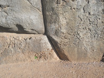 Cusco Sacsayhuam�n, gigantische Zickzackmauer, Detail 13