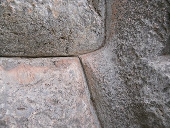 Cusco Sacsayhuam�n, gigantische Zickzackmauer, Detail 19