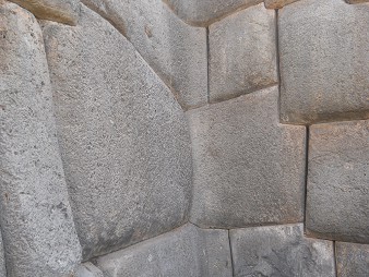Cusco, Sacsayhuam�n, erste Terrassenstufe, Mauer 08, Inneneckbereich, Detail 06