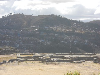 Sacsayhuam�n (Cusco), vierte Terrassenstufe, Fundamente 13