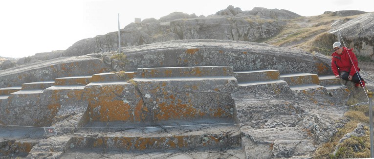 Sacsayhuam�n (Cusco), der gigantische Thron auf dem abgeflachten H�gel, Nahaufnahme, Panoramafoto