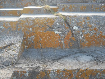 Sacsayhuam�n (Cusco), der gigantische Thron auf dem abgeflachten H�gel, Detail 01