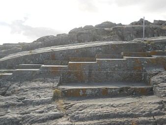 Sacsayhuam�n (Cusco), der gigantische Thron auf dem abgeflachten H�gel, die linke Seite