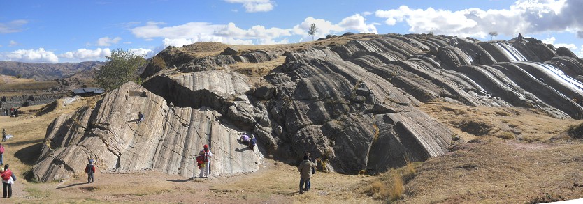 Sacsayhuam�n (Cusco), Rutschbahnen 3 bis 5, Panoramafoto